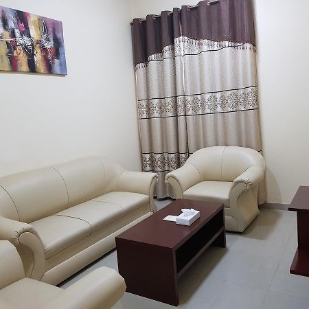 Raynor Hotel Apartments Fudzsejra Kültér fotó